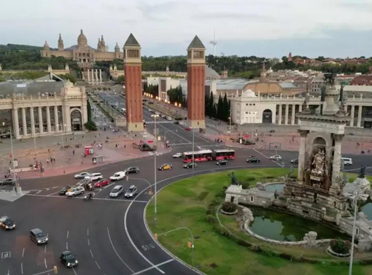 Ramblasrentals Cozy Renovated 2Br With Balcony Lift 20M Rambla - Parking - Wifi Barcelona Eksteriør bilde