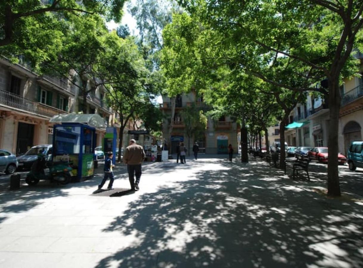 Ramblasrentals Cozy Renovated 2Br With Balcony Lift 20M Rambla - Parking - Wifi Barcelona Eksteriør bilde