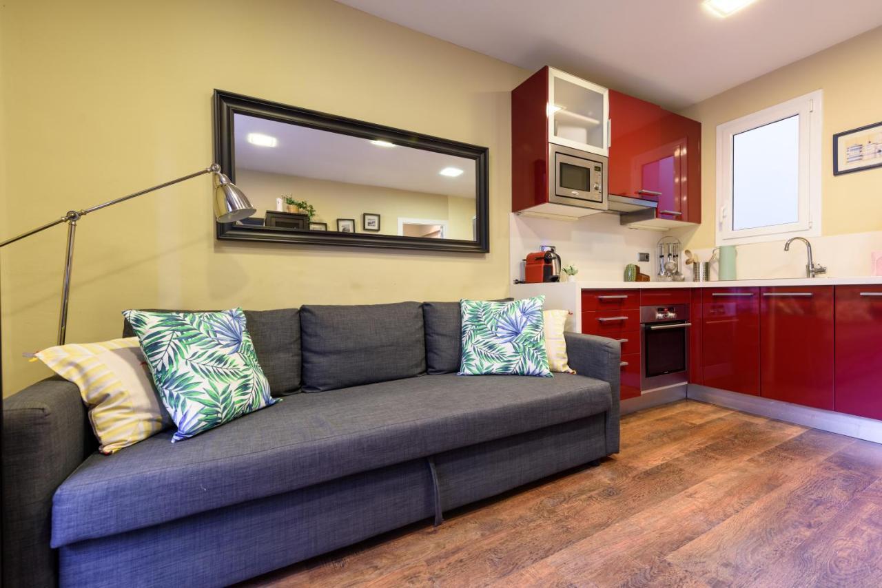 Ramblasrentals Cozy Renovated 2Br With Balcony Lift 20M Rambla - Parking - Wifi Barcelona Eksteriør bilde