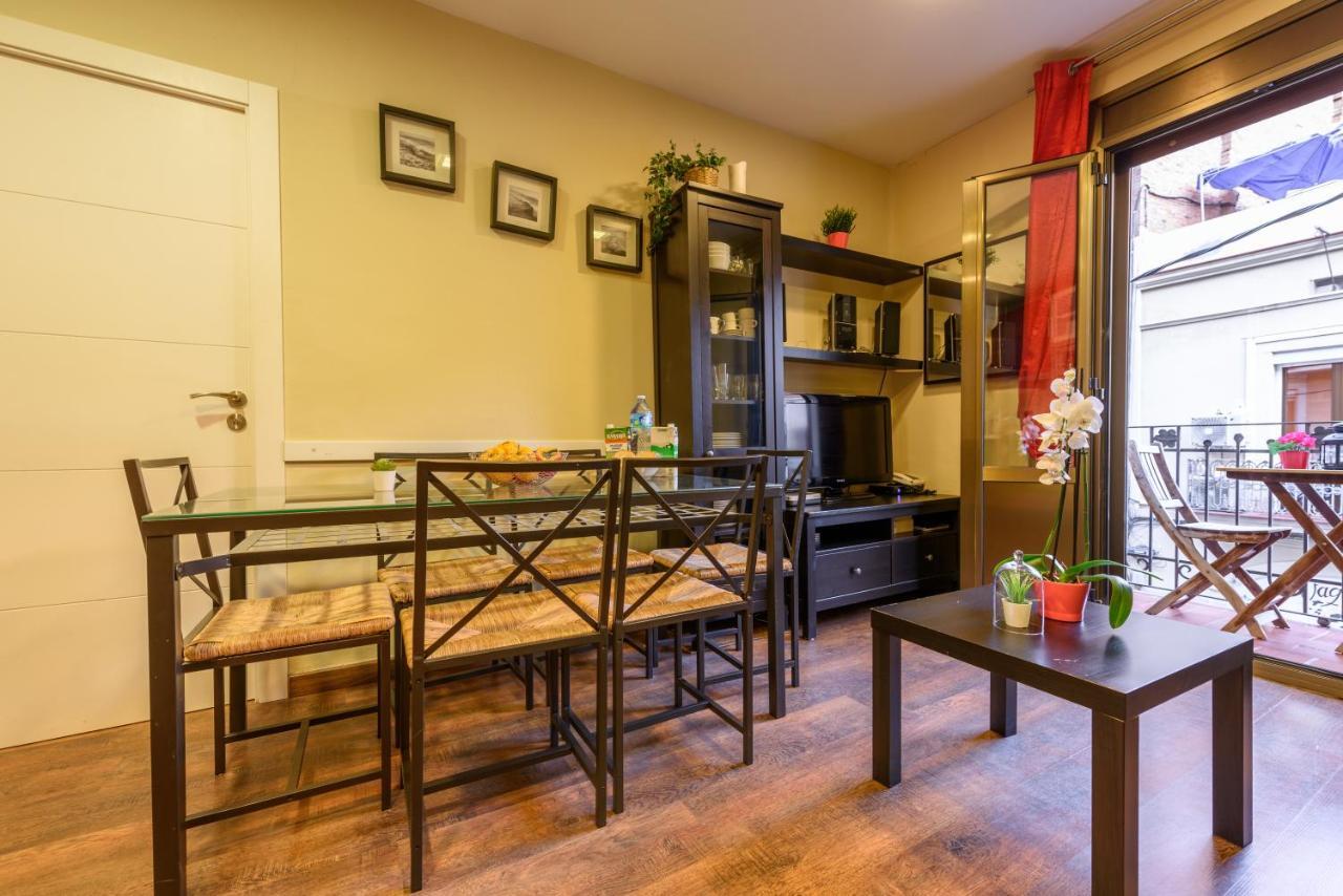 Ramblasrentals Cozy Renovated 2Br With Balcony Lift 20M Rambla - Parking - Wifi Barcelona Eksteriør bilde