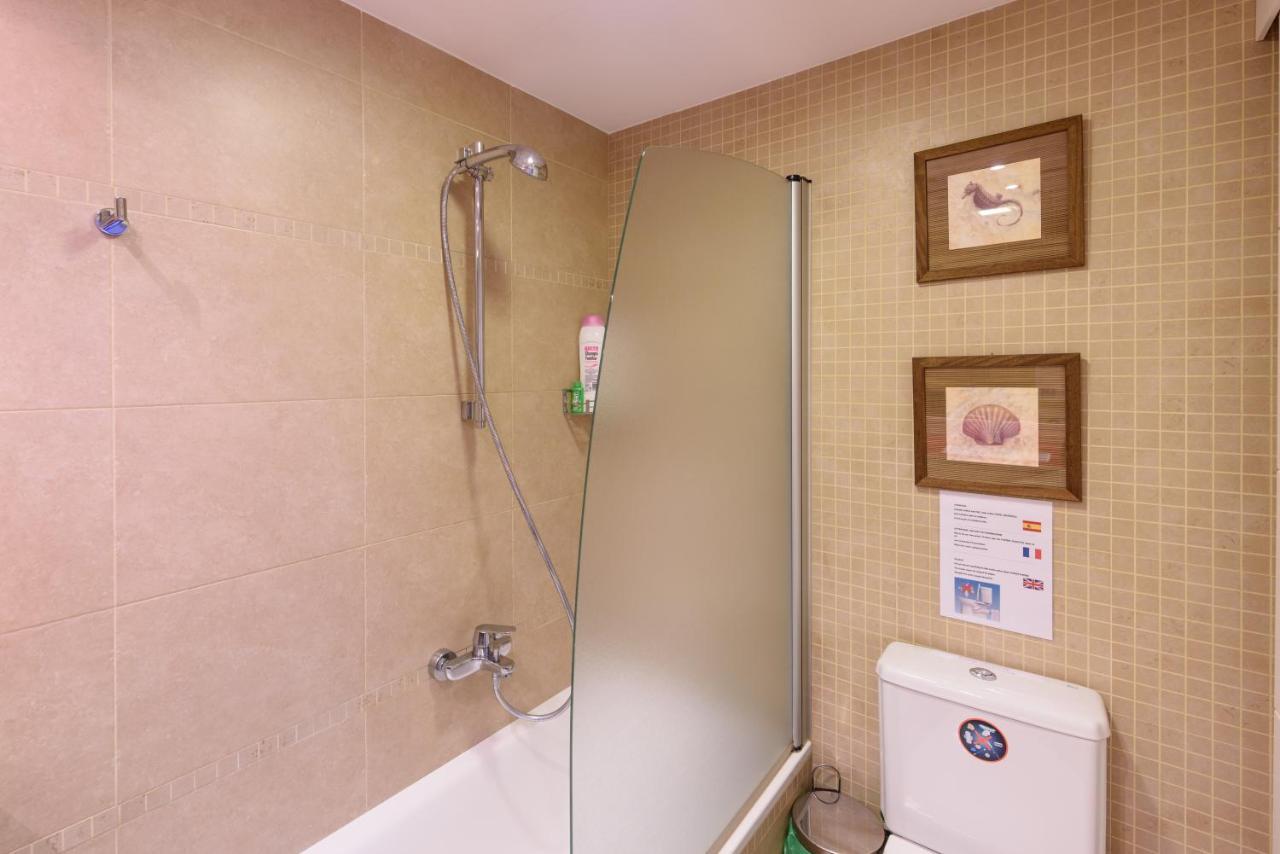 Ramblasrentals Cozy Renovated 2Br With Balcony Lift 20M Rambla - Parking - Wifi Barcelona Eksteriør bilde