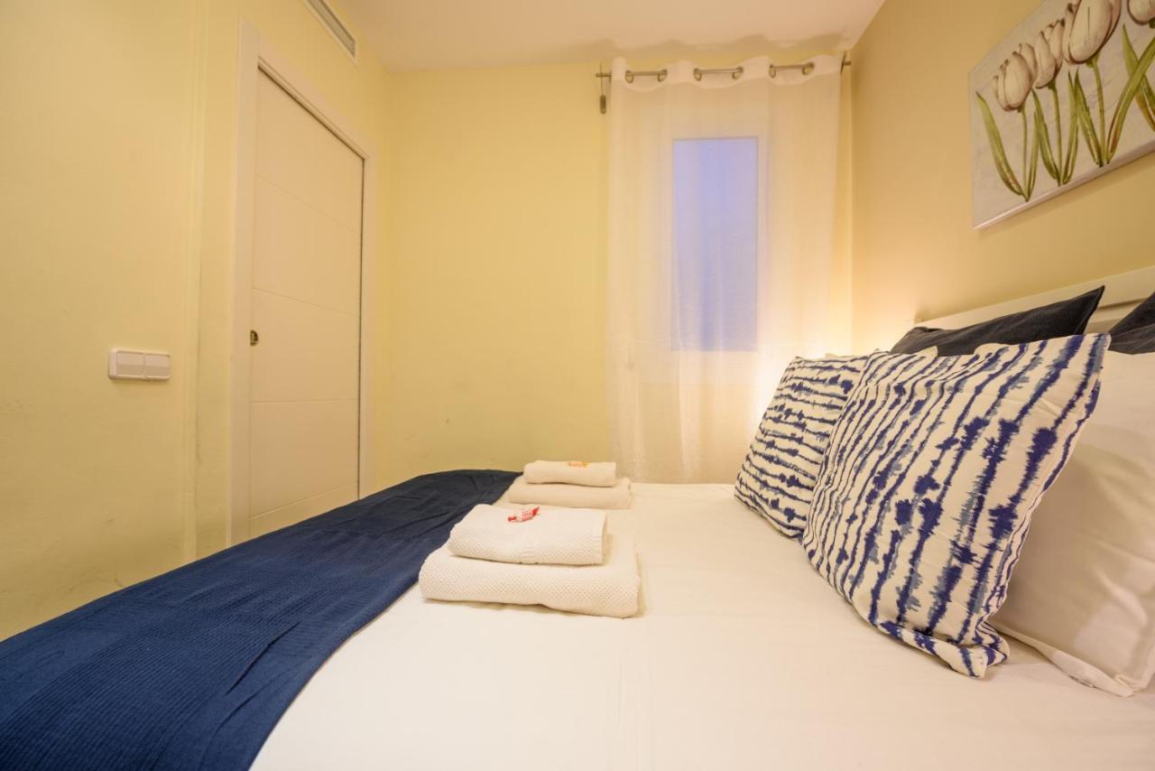 Ramblasrentals Cozy Renovated 2Br With Balcony Lift 20M Rambla - Parking - Wifi Barcelona Eksteriør bilde